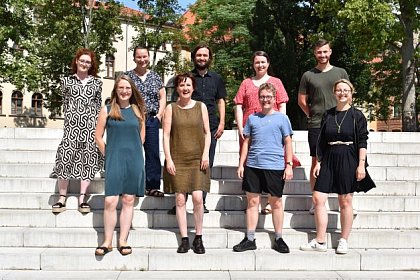 Vierte v.l.: Prof.in Silke Satjukow